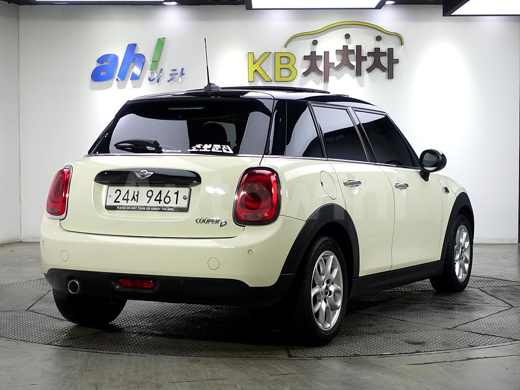 WMWXV3107JTE92669 2018 MINI COOPER D 1.505DOOR HI 3GEN-3