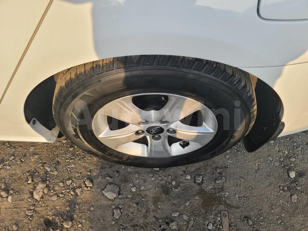2016 HYUNDAI YF SONATA THE BRILLIANT LPG - 10