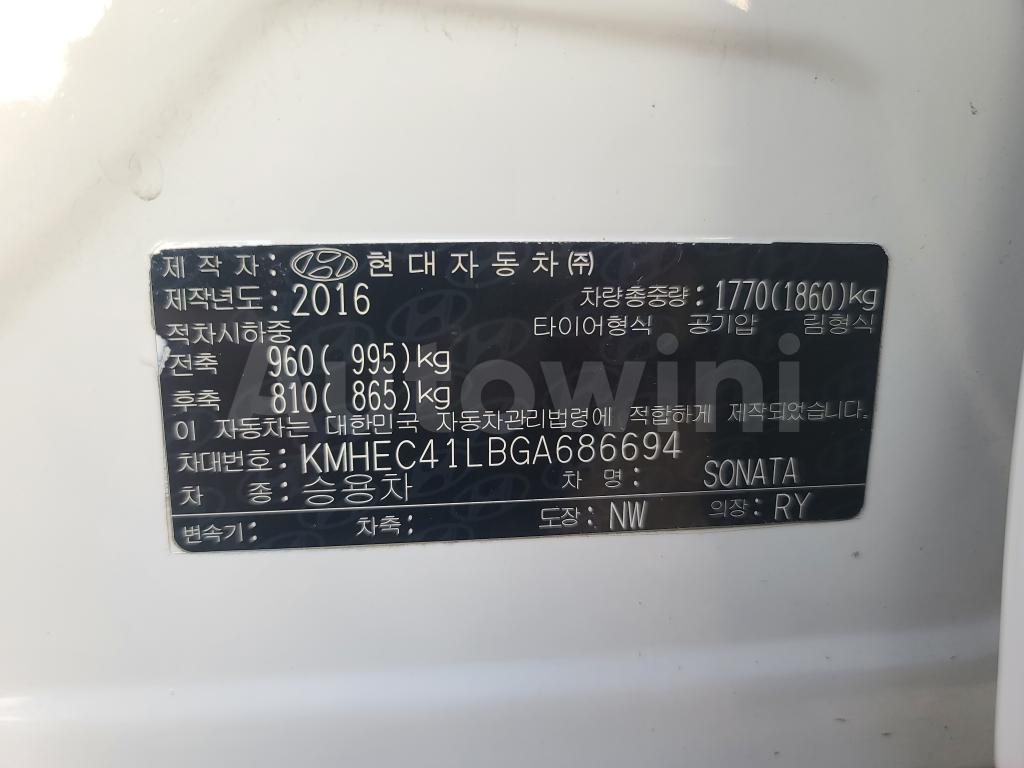 2016 HYUNDAI YF SONATA THE BRILLIANT LPG - 38