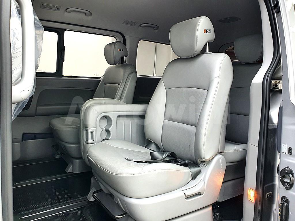 2017 HYUNDAI GRAND STAREX H-1 12 SEATER LPI WAGON CVX SMART - 10