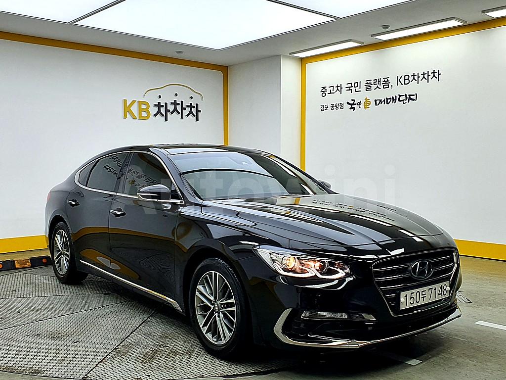 KMHF141RBJA149485 2018 HYUNDAI GRANDEUR IG AZERA 2.2 DIESEL PREMIUM-1