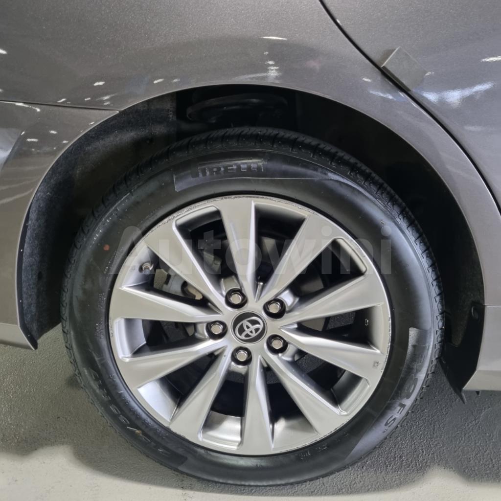 2017 TOYOTA  CAMRY REAL.MILEAGE REAL.CAMP.SUNROOF - 10
