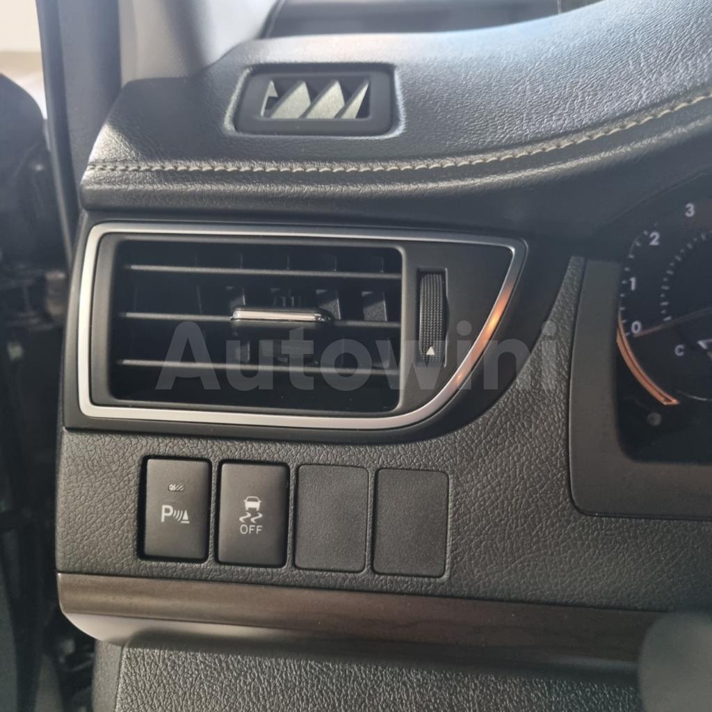 2017 TOYOTA  CAMRY REAL.MILEAGE REAL.CAMP.SUNROOF - 24