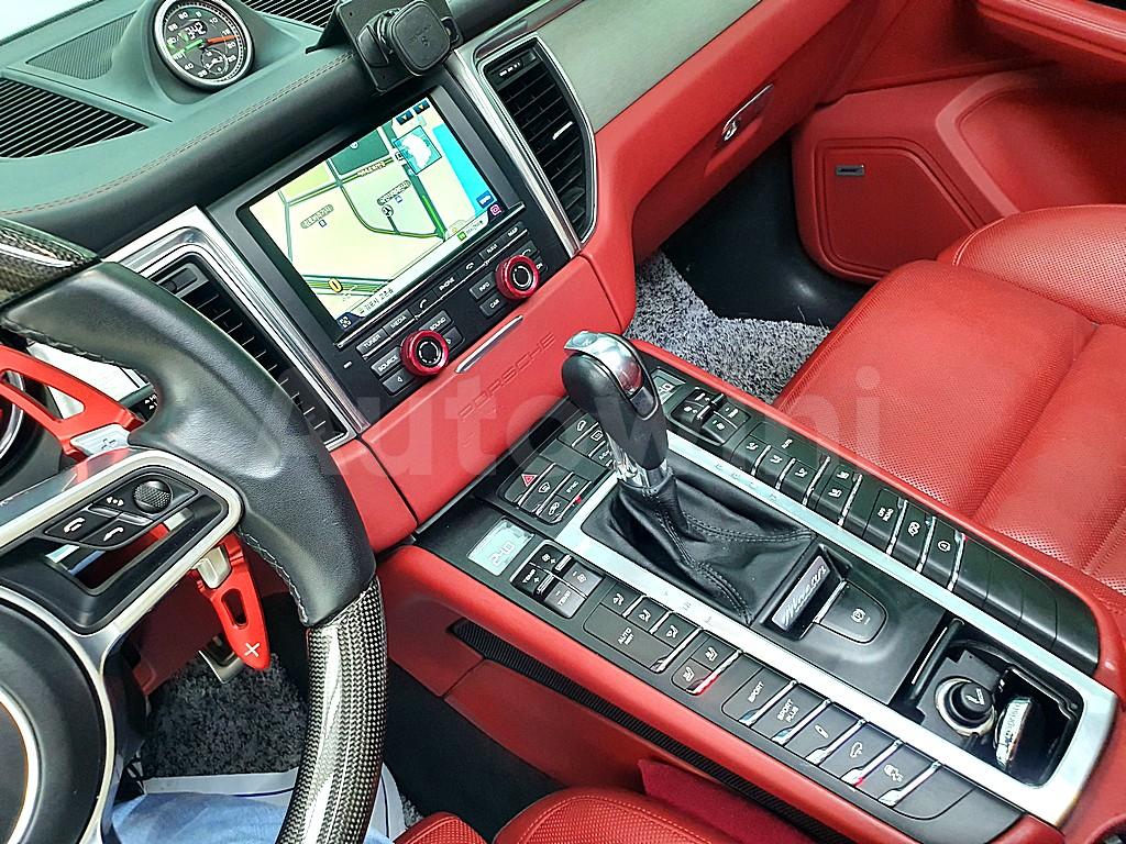 2015 PORSCHE MACAN 3.6 TURBO - 10