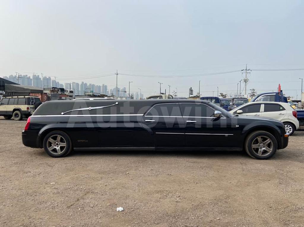 1C3C86CV4AY101680 2010 CHRYSLER 300C FUNERAL COACH SUNR/NAVI/CAMAT-4