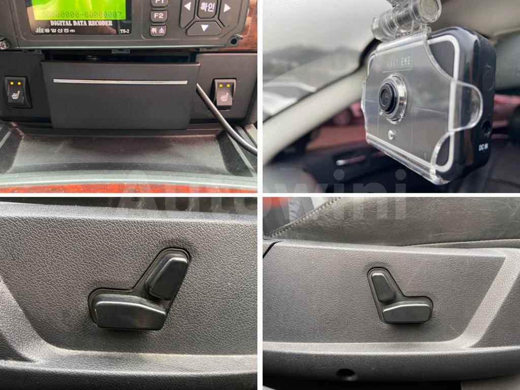 2010 CHRYSLER 300C FUNERAL COACH SUNR/NAVI/CAMAT - 28