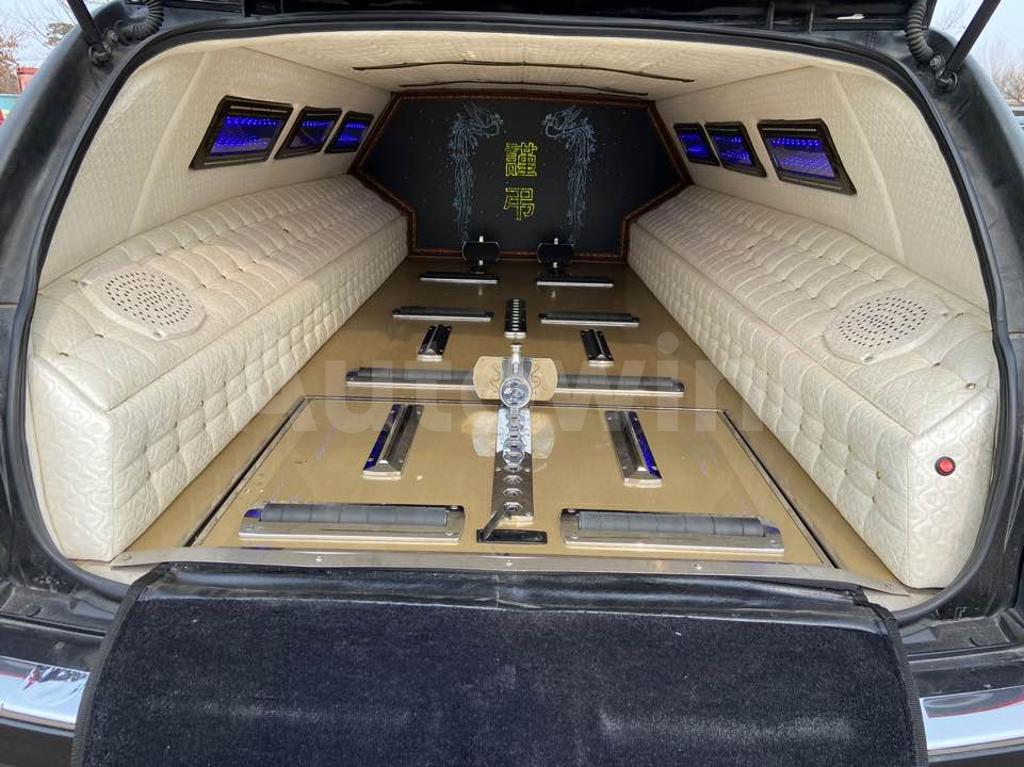 2010 CHRYSLER 300C FUNERAL COACH SUNR/NAVI/CAMAT - 33