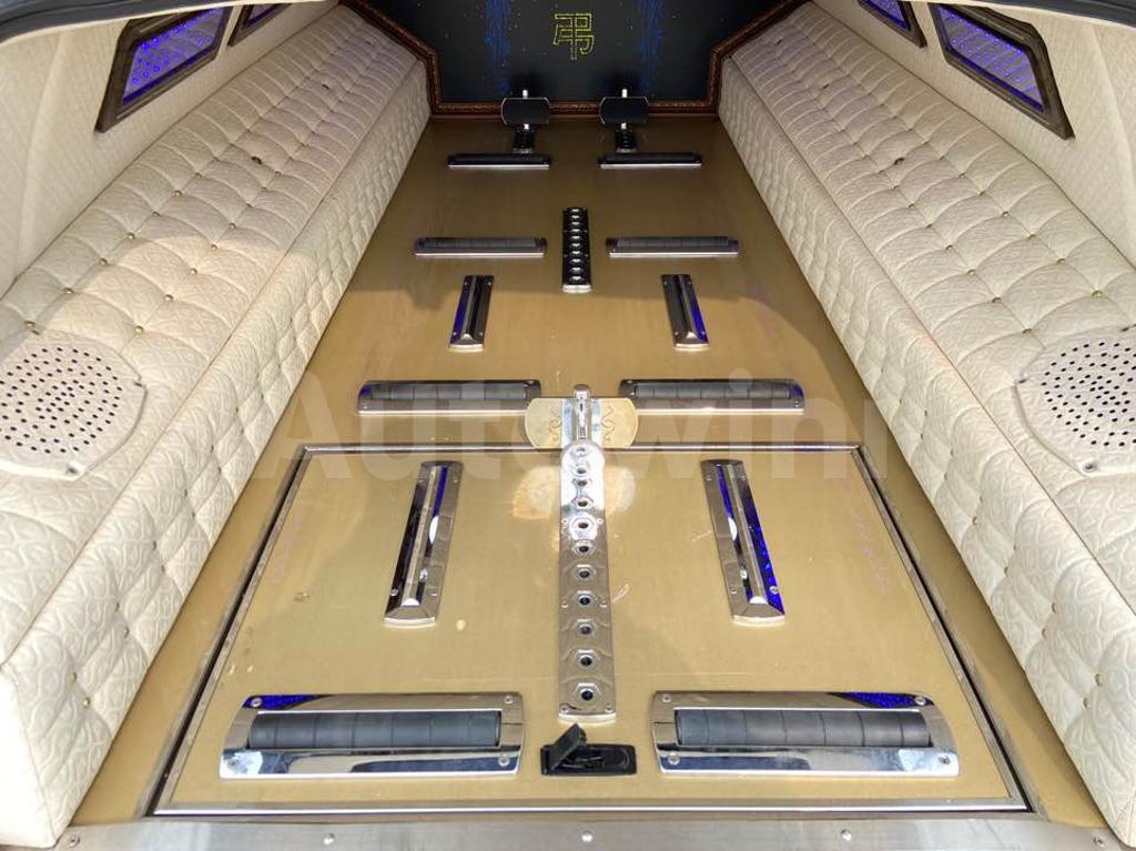2010 CHRYSLER 300C FUNERAL COACH SUNR/NAVI/CAMAT - 34