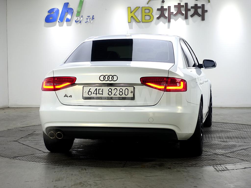 WAUZZZ8K7DNO10599 2013 AUDI  A4 2.0 TDI B8-2