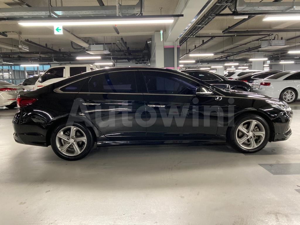 KMHE241AGJA355924 2018 HYUNDAI SONATA RISE P.SUNROOF/S.KEY/NAVI/NO ACCIDE-3