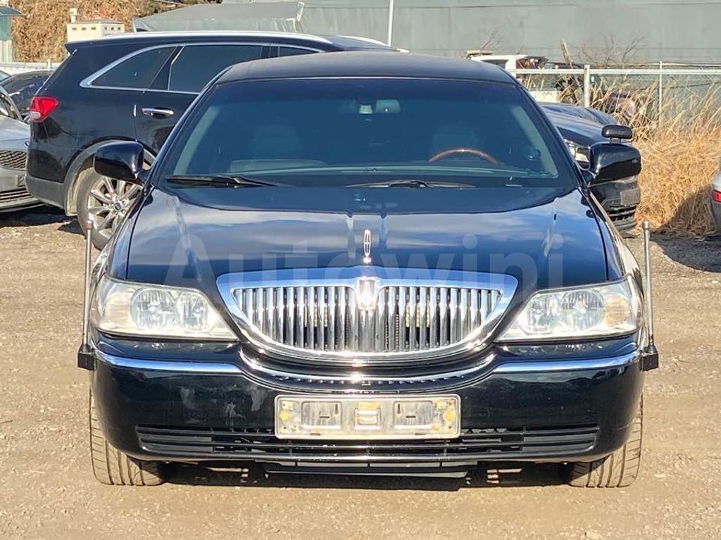 2LNBL8CW4AX611131 2010 LINCOLN TOWN CAR FUNERAL COACH REAR CAMERA/ABS-1