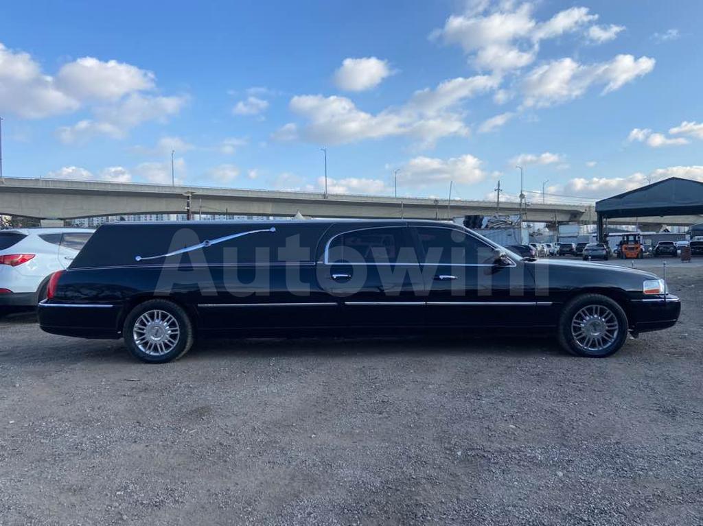 2LNBL8CW4AX611131 2010 LINCOLN TOWN CAR FUNERAL COACH REAR CAMERA/ABS-4