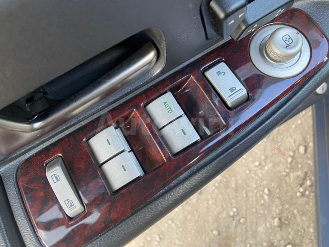 2010 LINCOLN TOWN CAR FUNERAL COACH REAR CAMERA/ABS - 24