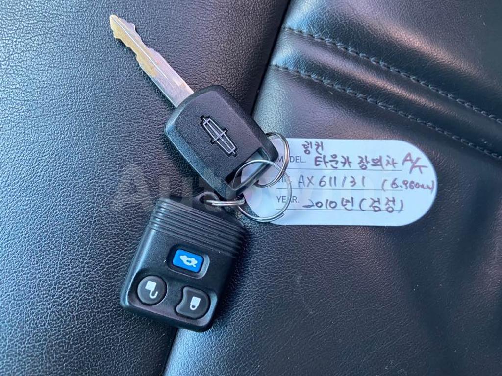 2010 LINCOLN TOWN CAR FUNERAL COACH REAR CAMERA/ABS - 30