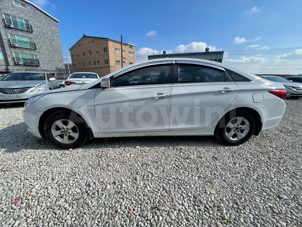 2016 HYUNDAI YF SONATA THE BRILLIANT LPG TAXI - 8