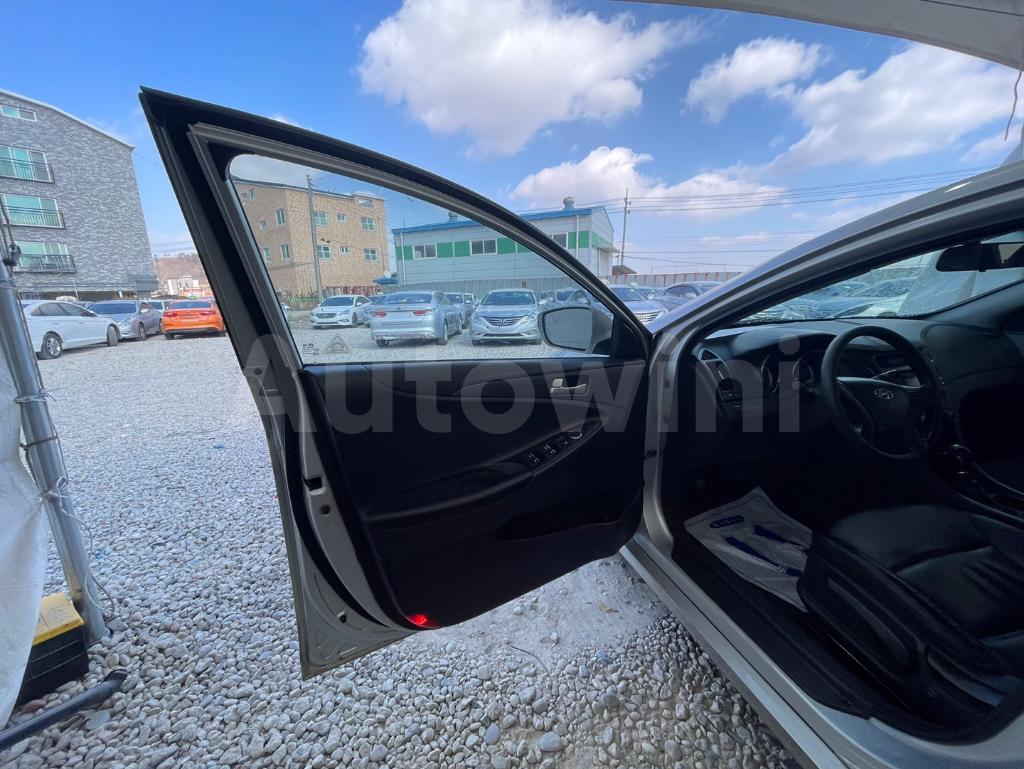 2016 HYUNDAI YF SONATA THE BRILLIANT LPG TAXI - 13
