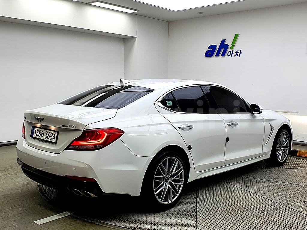 KMTG341ADLU072957 2020 GENESIS G70 ELITE-2