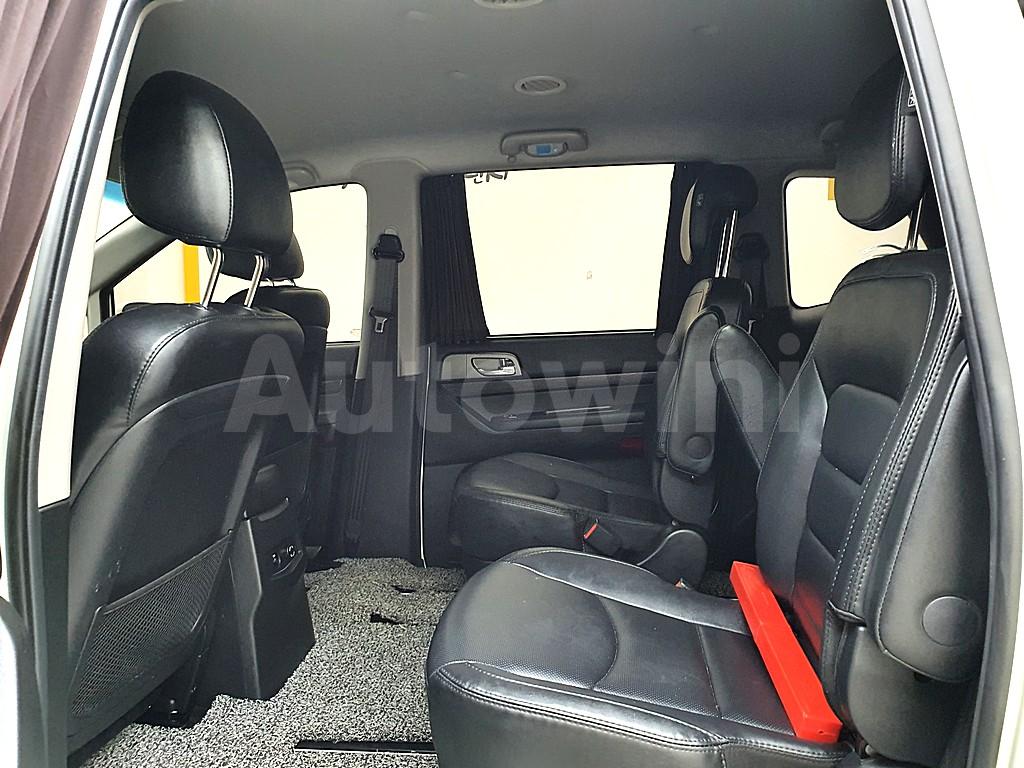 2019 SSANGYONG KORANDO TURISMO 4WD 9 SEATER EXTREME - 9