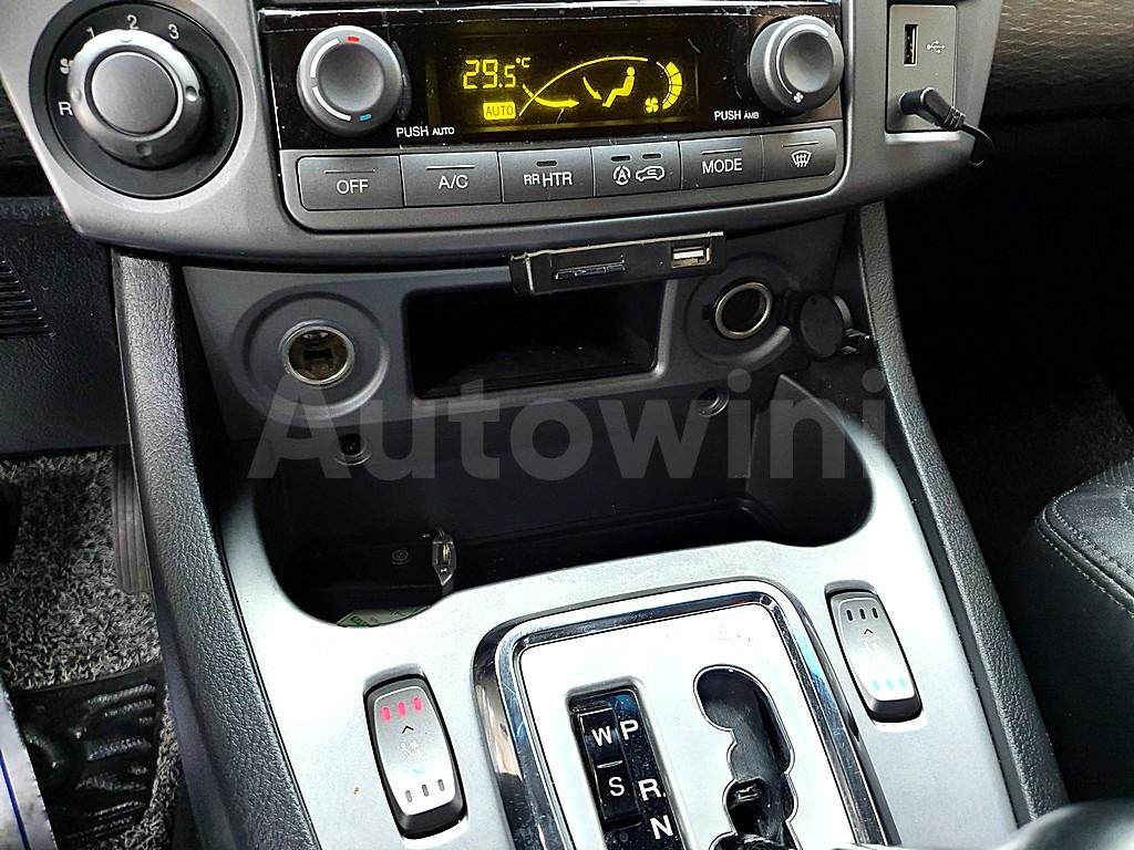 2019 SSANGYONG KORANDO TURISMO 4WD 9 SEATER EXTREME - 13