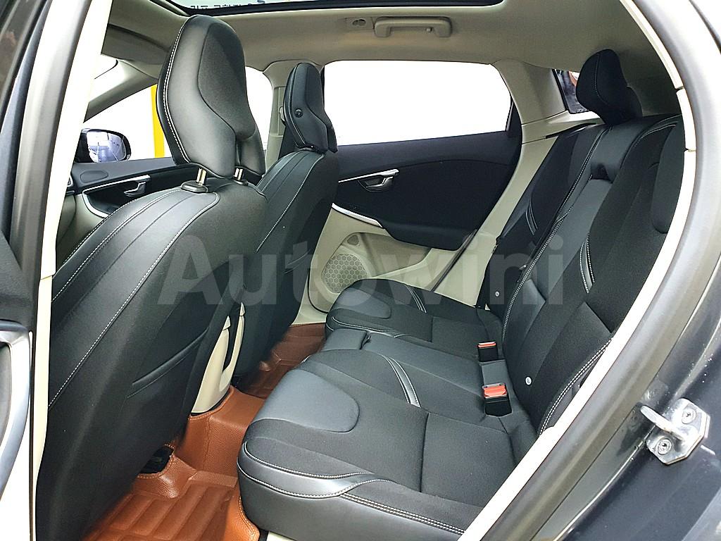 2014 VOLVO V40 D2 - 10