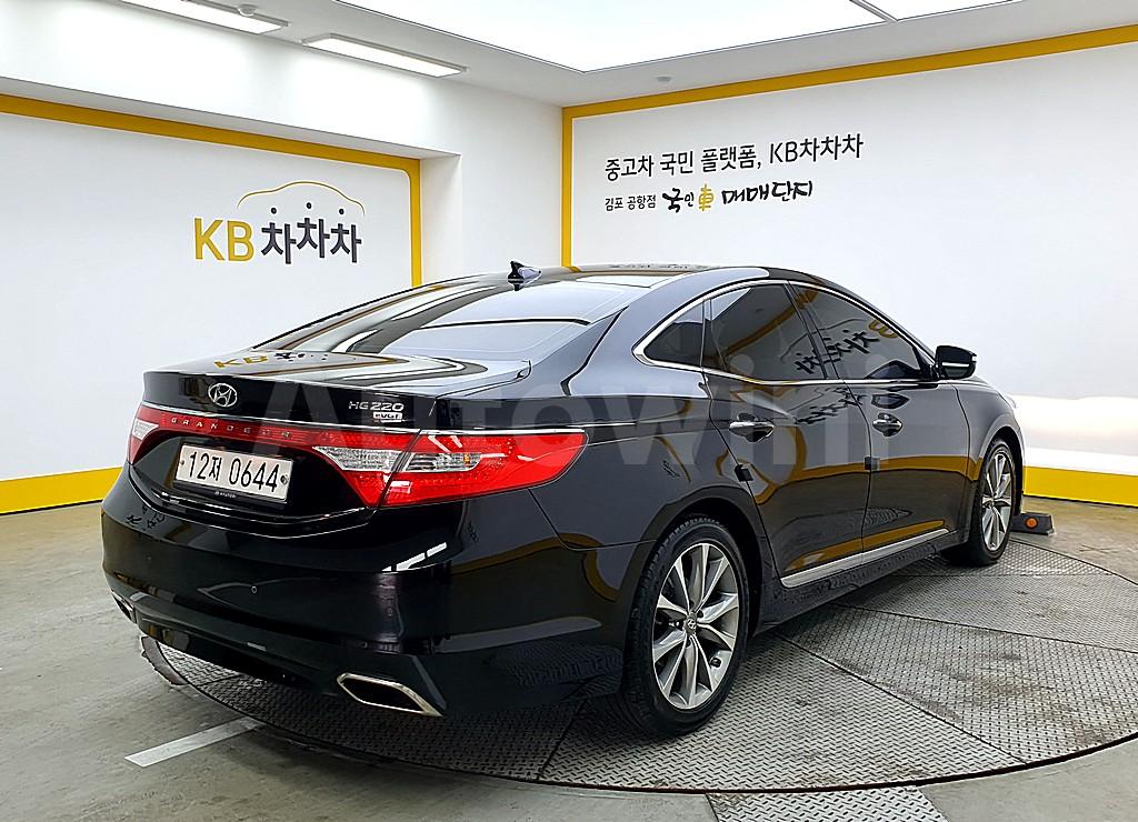KMHFF41RBGA541362 2016 HYUNDAI GRANDEUR HG AZERA HG220 DIESEL PREMIUM-2