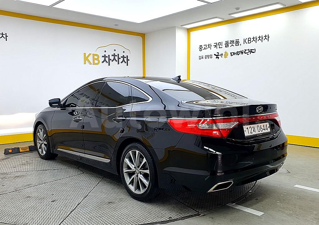KMHFF41RBGA541362 2016 HYUNDAI GRANDEUR HG AZERA HG220 DIESEL PREMIUM-3