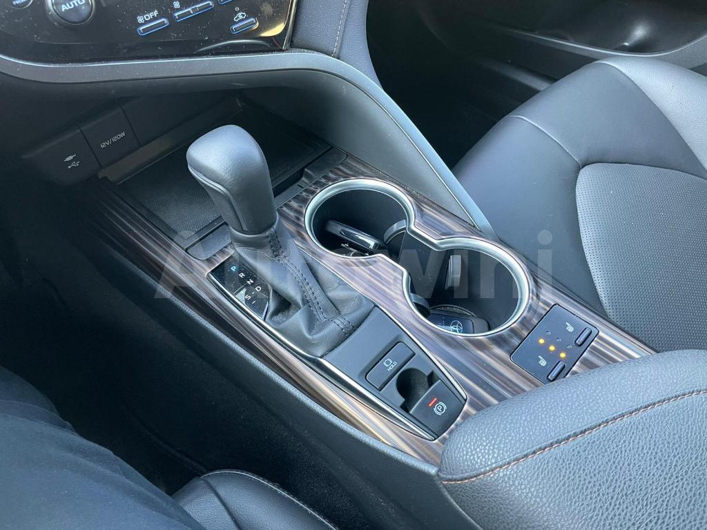 2019 TOYOTA  CAMRY XLE FULL OPTION - 12