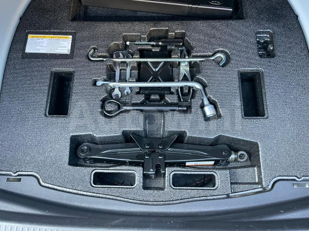 2019 TOYOTA  CAMRY XLE FULL OPTION - 15