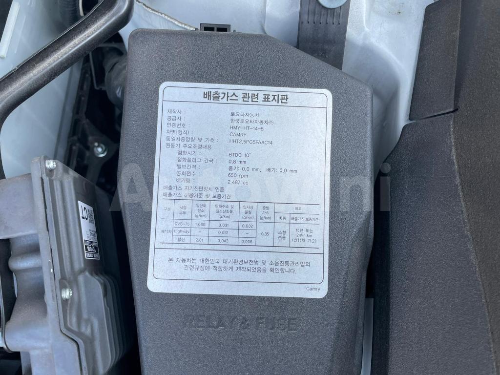 2019 TOYOTA  CAMRY XLE FULL OPTION - 16