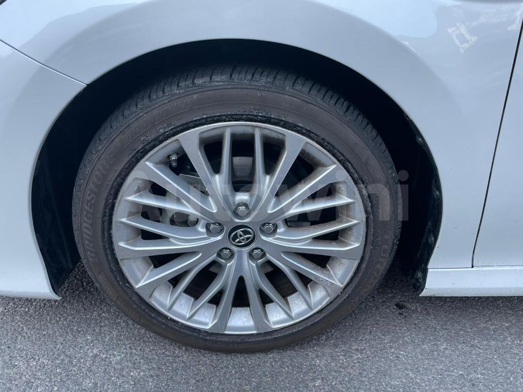 2019 TOYOTA  CAMRY XLE FULL OPTION - 37
