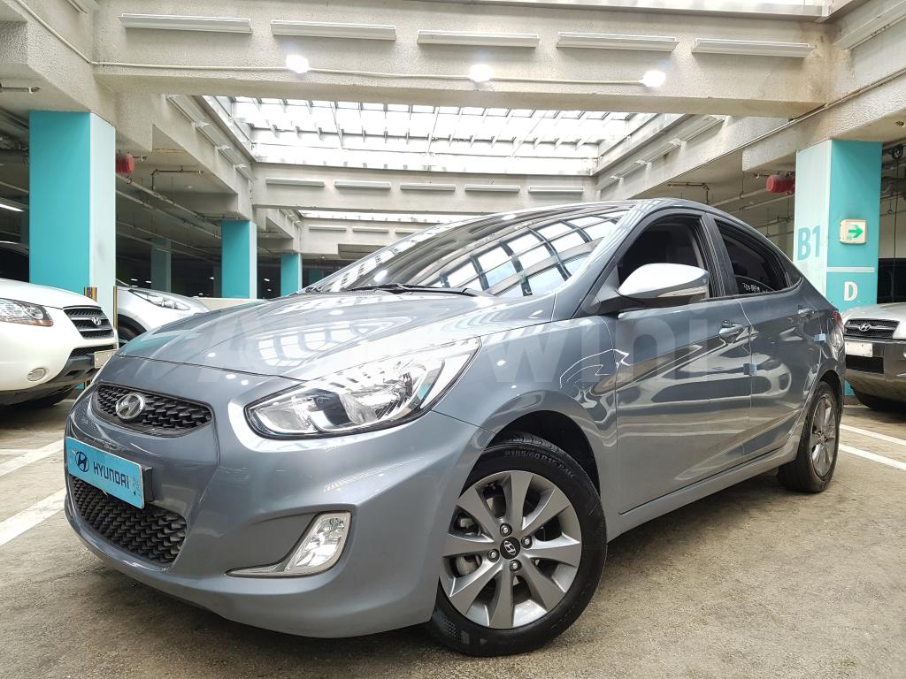 KMHCT41BEKU452782 2019 HYUNDAI ACCENT  G-15R+LED+LEATHER+ANDROID)-0