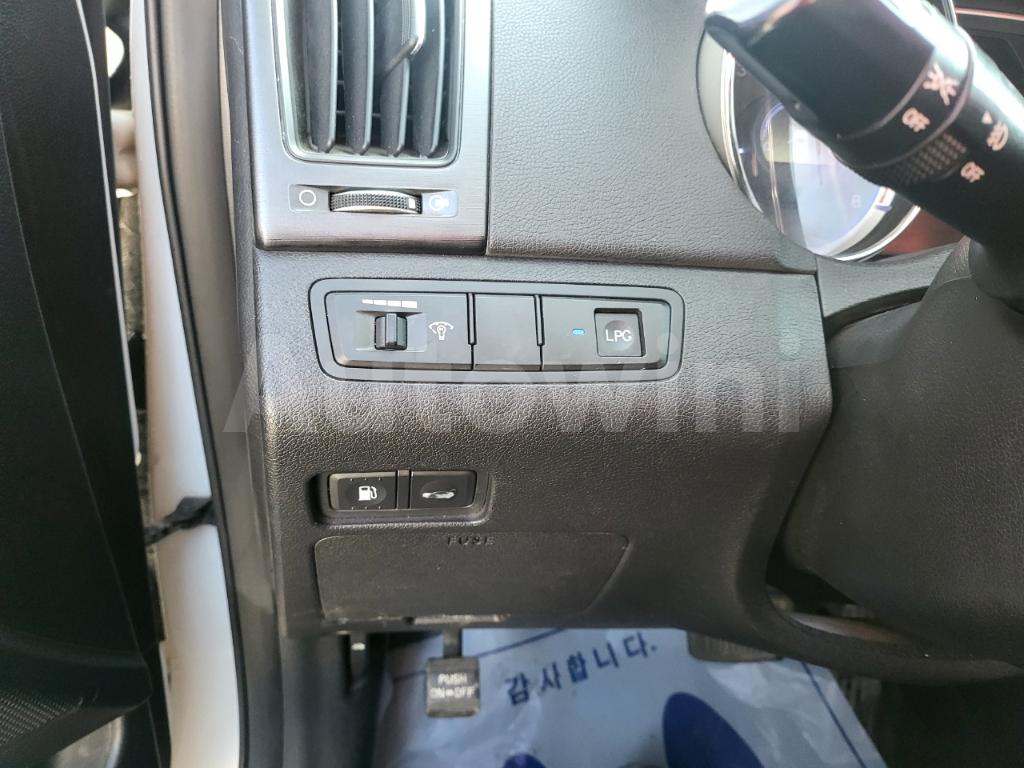 2015 HYUNDAI YF SONATA THE BRILLIANT LPG POWER.S 16R NO ACCIDENT - 41