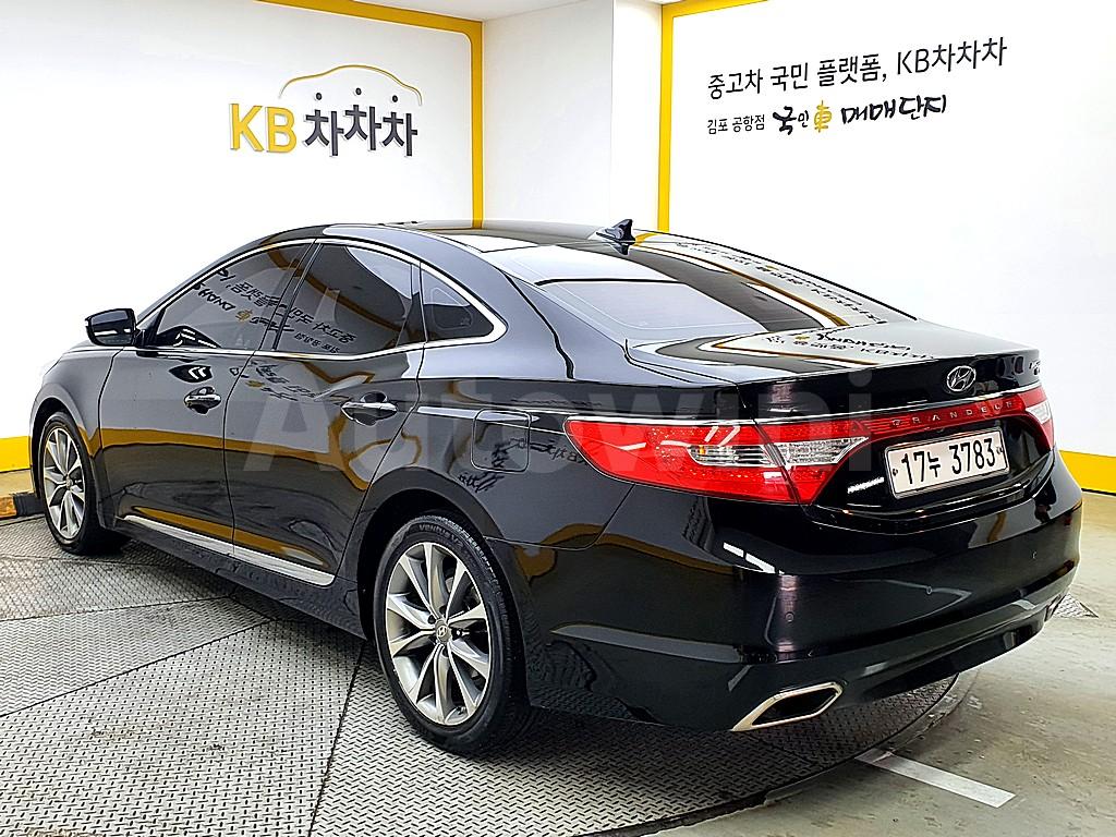 KMHFF41RBFA411142 2015 HYUNDAI GRANDEUR HG AZERA HG220 DIESEL PREMIUM-3