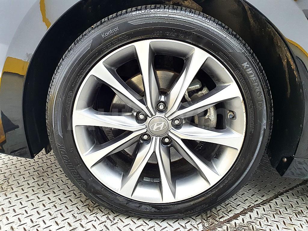 2015 HYUNDAI GRANDEUR HG AZERA HG220 DIESEL PREMIUM - 18