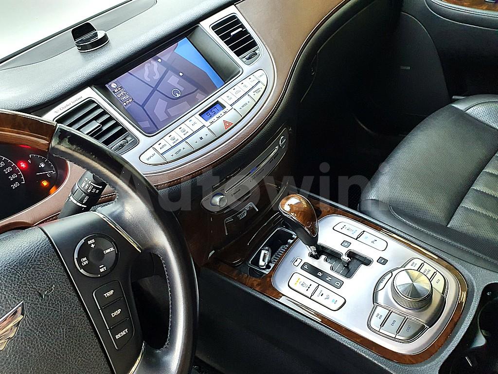 2011 HYUNDAI GENESIS BH330 LUXURY VIP PACK - 11