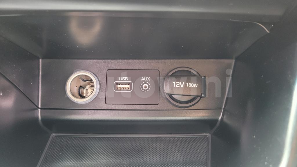 2018 HYUNDAI LF SONATA LPI 2WD A/T - 33