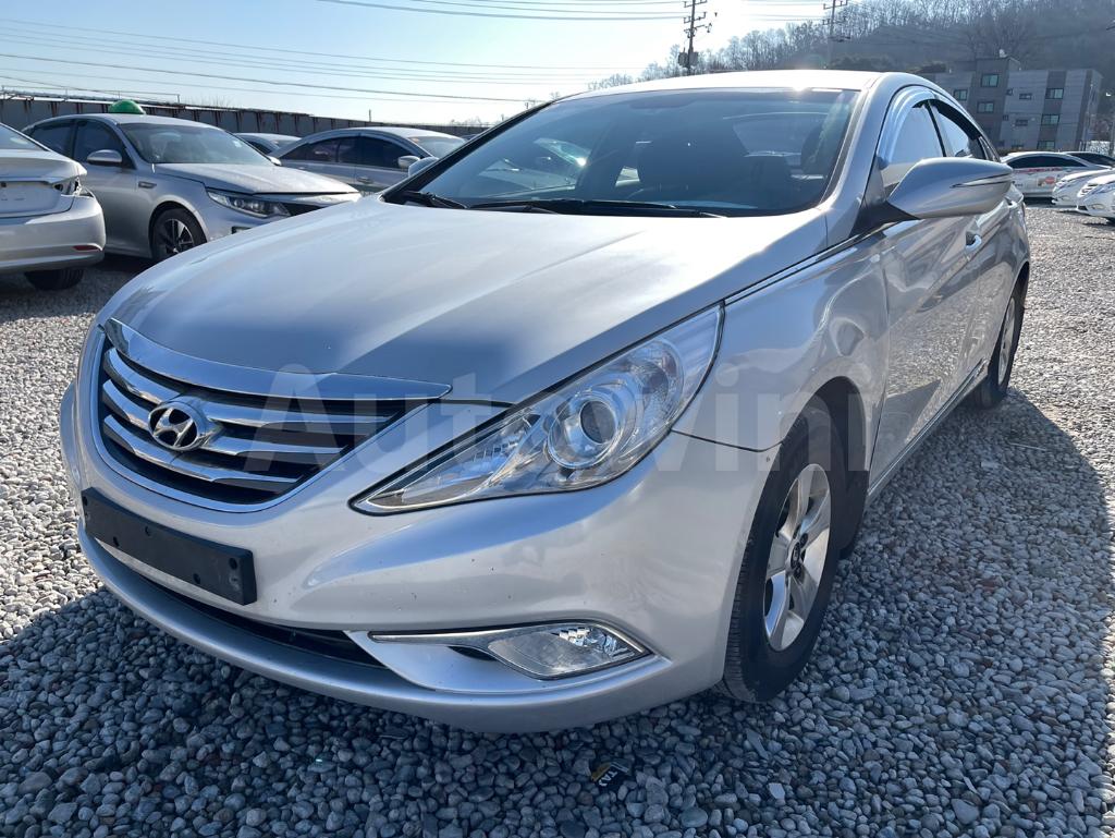 KMHEC41LBGA685862 2016 HYUNDAI YF SONATA THE BRILLIANT LPG TAXI-0