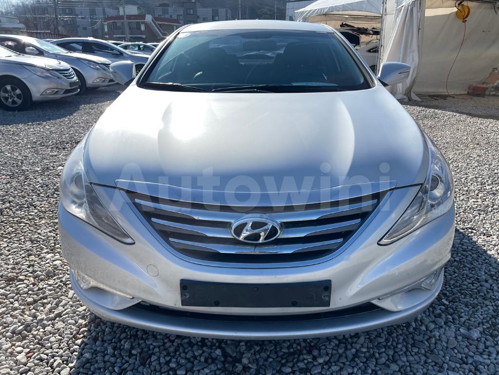 KMHEC41LBGA685862 2016 HYUNDAI YF SONATA THE BRILLIANT LPG TAXI-1