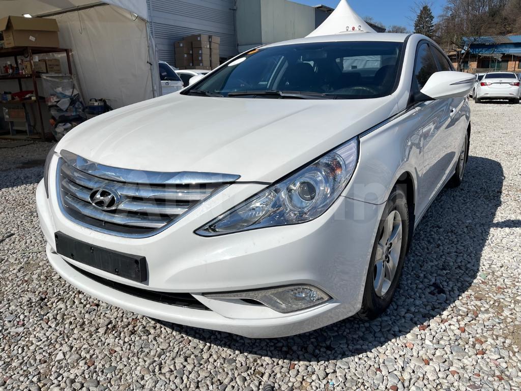 KMHEC41LBGA684535 2016 HYUNDAI YF SONATA THE BRILLIANT LPG TAXI-0