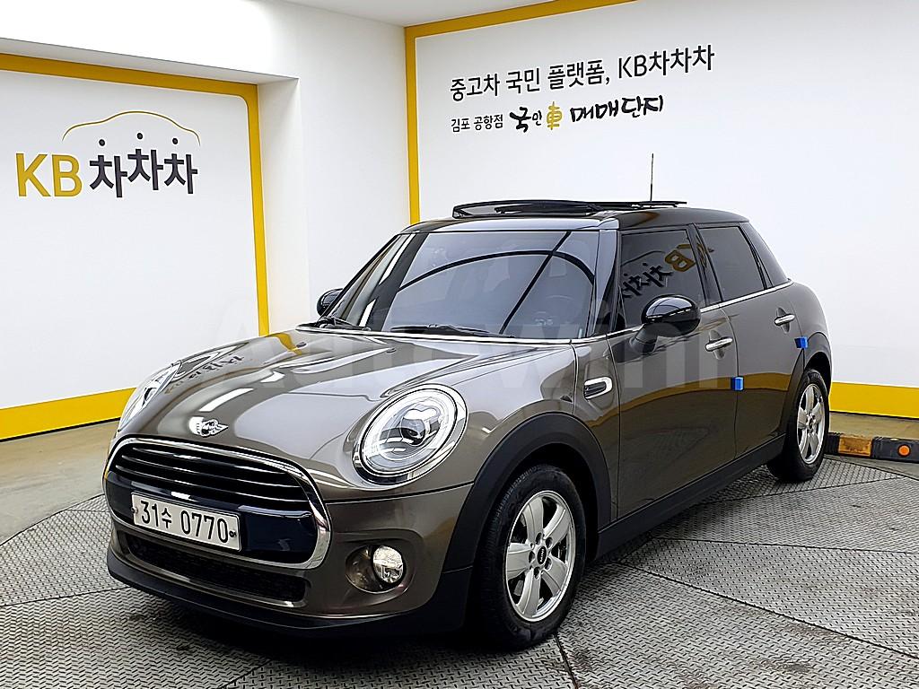 WMWXT3107G2C95473 2016 MINI COOPER D 1.5 5-DOOR MID 3RD GEN-0