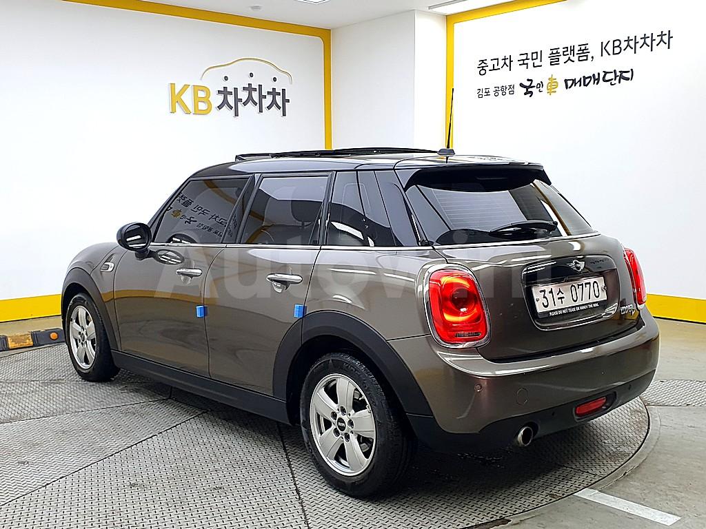 WMWXT3107G2C95473 2016 MINI COOPER D 1.5 5-DOOR MID 3RD GEN-3