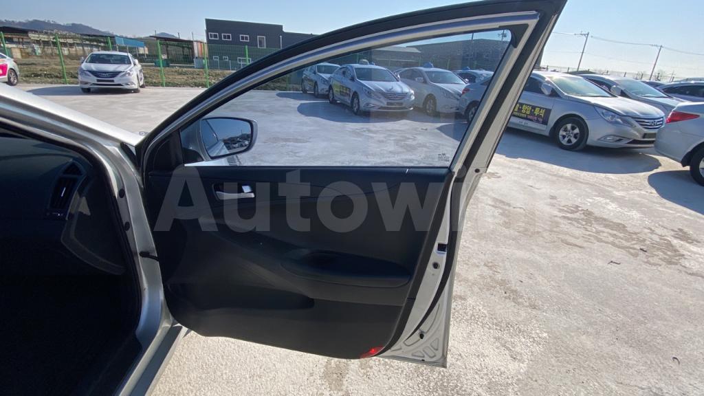 2016 HYUNDAI YF SONATA THE BRILLIANT 16 OF 15 TAXI REAL MILEAGE - 39
