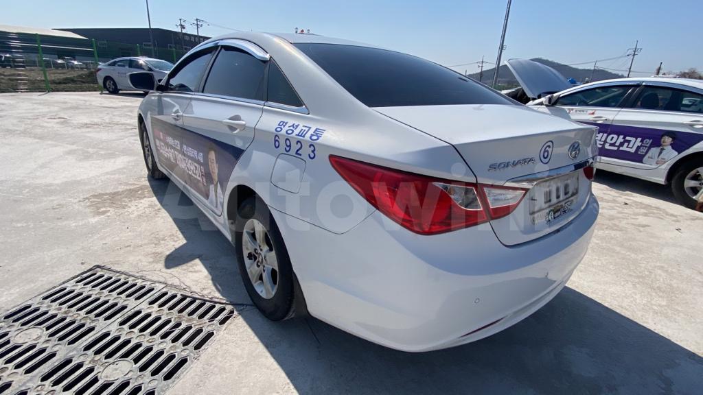 2016 HYUNDAI YF SONATA THE BRILLIANT 16 OF 15 TAXI REAL MILEAGE - 7