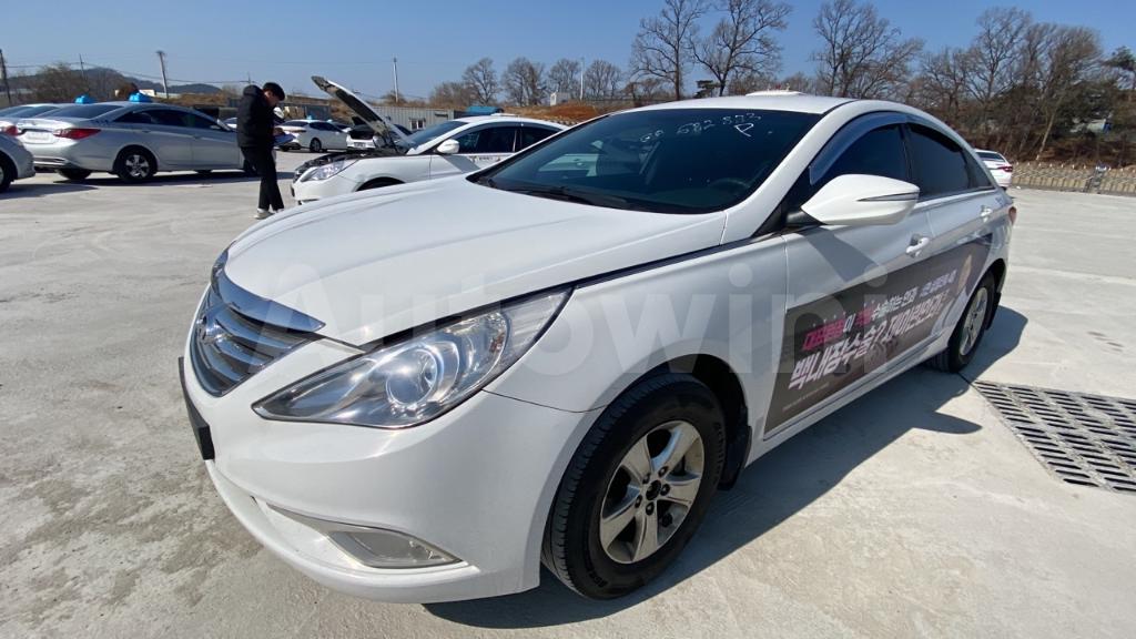 2016 HYUNDAI YF SONATA THE BRILLIANT 16 OF 15 TAXI REAL MILEAGE - 10