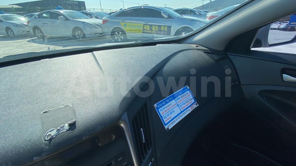 2016 HYUNDAI YF SONATA THE BRILLIANT 16 OF 15 TAXI REAL MILEAGE - 23