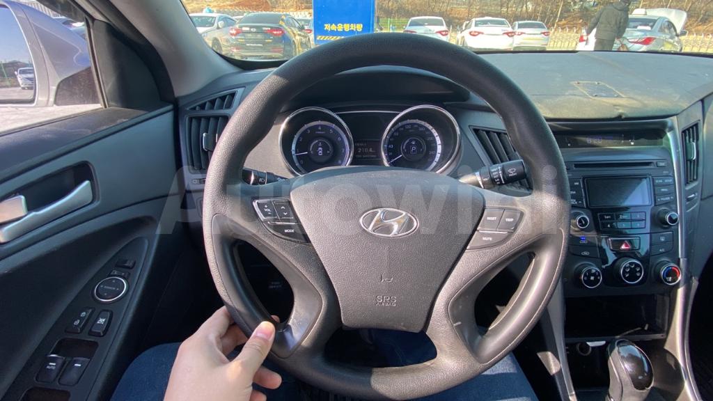 2016 HYUNDAI YF SONATA THE BRILLIANT 16 OF 16 TAXI REAL MILEAGE - 28