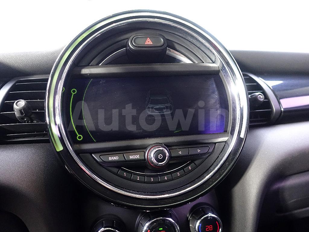 2015 MINI COOPER D 1.5 FIVE-DOOR - 14