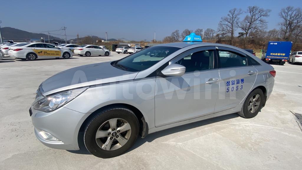 2016 HYUNDAI YF SONATA THE BRILLIANT 16 OF 16 TAXI REAL MILEAGE - 26