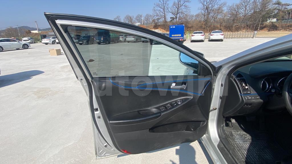 2016 HYUNDAI YF SONATA THE BRILLIANT 16 OF 16 TAXI REAL MILEAGE - 7