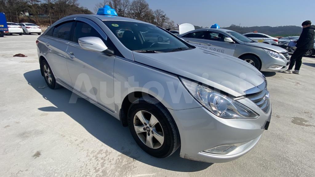 2016 HYUNDAI YF SONATA THE BRILLIANT 16 OF 16 TAXI REAL MILEAGE - 28